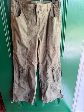 No Boundaries Olive Green Cargo Jogger Pants